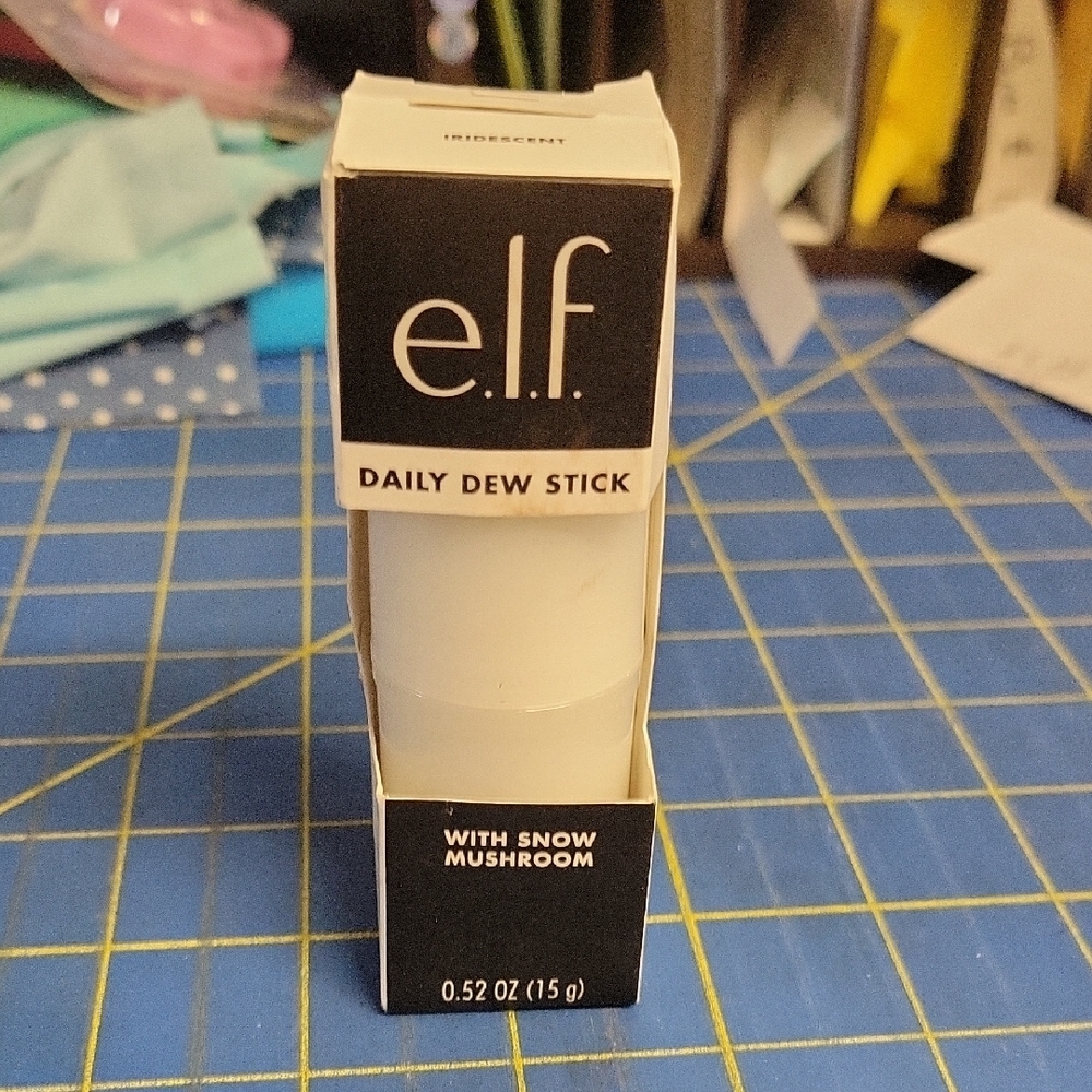 e.l.f. Daily Dew Stick Iridescent With Snow Mushroom 15g New In Box